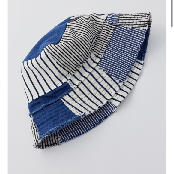 NWT Urban Outfitters Striped Patchwork Denim Bucket Hat - Picture 3 of 4